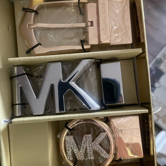 Mk 6-in -1 boxed belt set - Picture 5 of 8